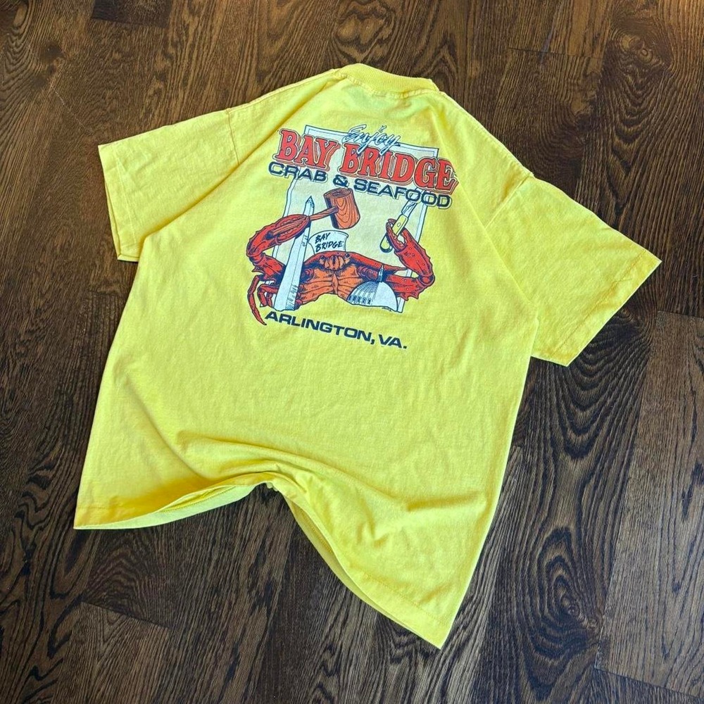 VTG 90s Bay Bridge Crab Seafood Tee Yellow XL Single Stitch Screen Stars USA